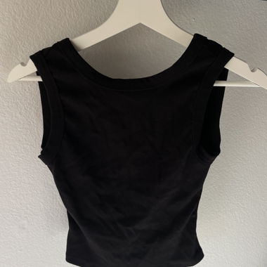 Backless top