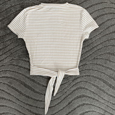 Tally Weijl - Top rigato con cintura annodabile