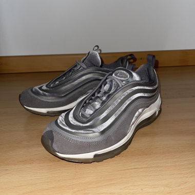 Nike Air Max 97 Ultra '17 Velvet in Grey/Silver