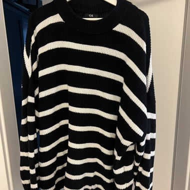 Pull noir blanc et beige