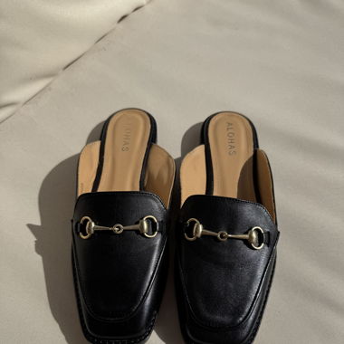 Loafers black