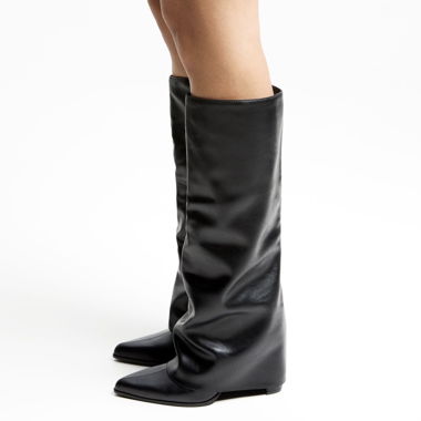 Stivaletto con tacco 