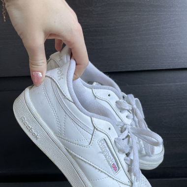 Reebok Sneakers