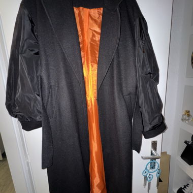 Long black coat with bomber sleeves