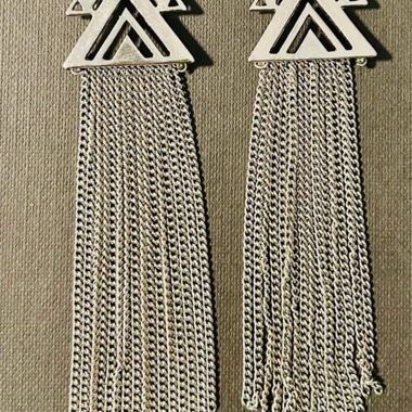 Silver dangling earrings