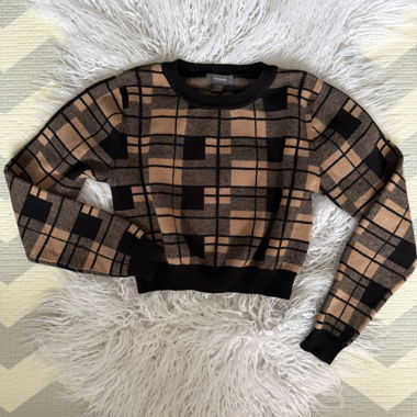 Cropped sweater