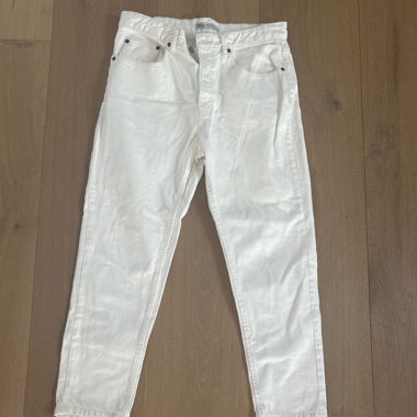 Weisse ZARA-Jeans