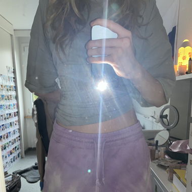Lila kurze Sommer Hose 