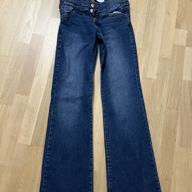 Bershka Schlagjeans Damen EUR 36