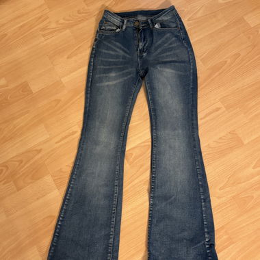 Jeans a zampa scampanati blu scuro
