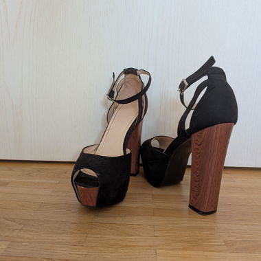 Black High Heel Sandals