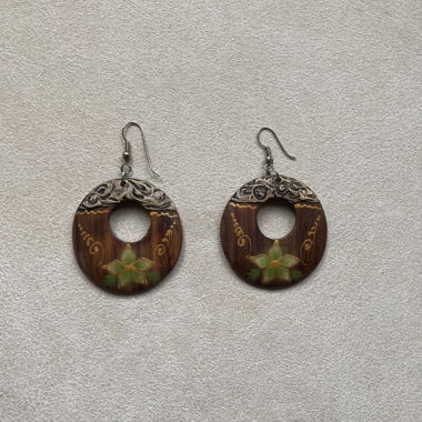 Wooden-Pendant-Earrings