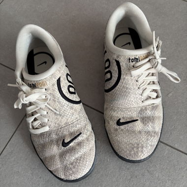 Nike Total 90 indoor shoes