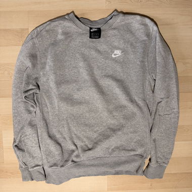 Pull Nike