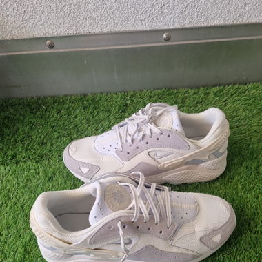 NIKE AIR HUARACHE BIANCO - EU 43 - NUOVO!