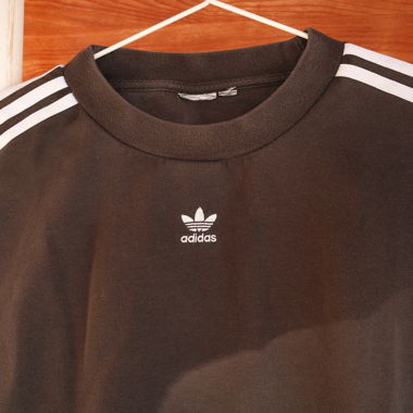 Adidas sweater