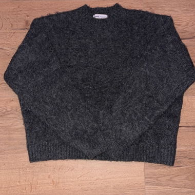 Pull en maille grise
