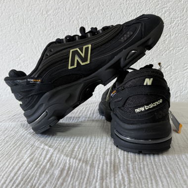 New Balance 1000 Cordura Taille 42 Sneakers noires