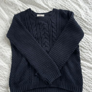 Maglione lavorato a maglia blu