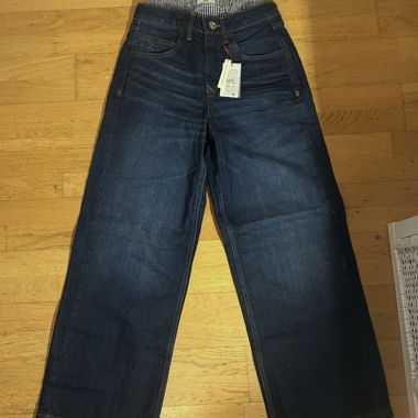  URBAN OUTFITTERS Jeans