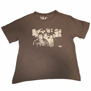 Blur (rock band) T-shirt.