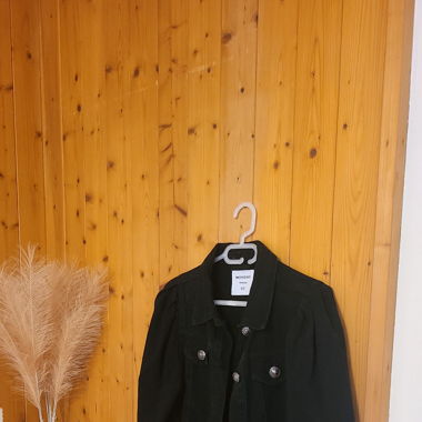Jacke mit Puffärmel