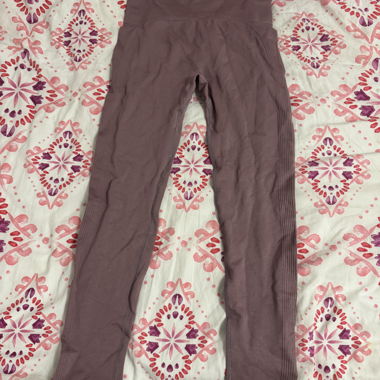 Sportleggings mauve Gr. S
