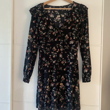 Floral Dress with Long Sleeves