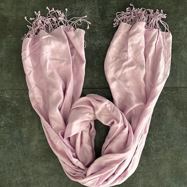 foulard rose poudrée à franges