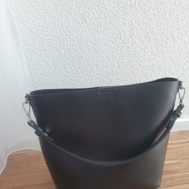 Handtasche
