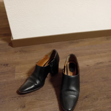 Ankle boots