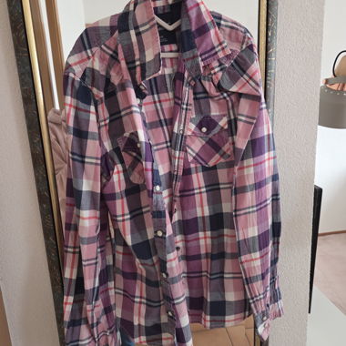Chemise à carreaux rose et violette