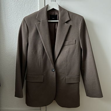 Blazer à carreaux Mango