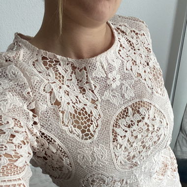 Spitzenkleid