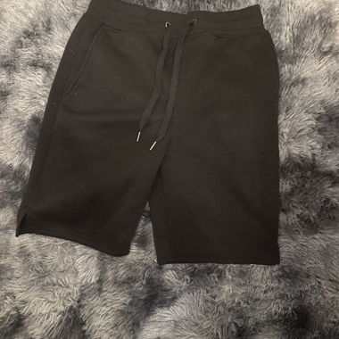 Pantaloncini neri