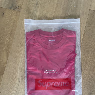 Supreme qualite tee