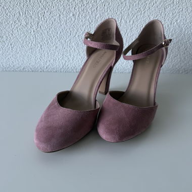 Décolleté rosa con cinturini