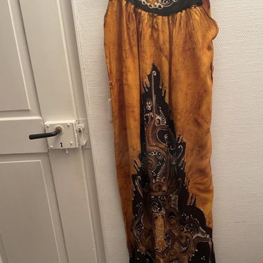 Robe longue d’été avec motif tie and dye, taille M