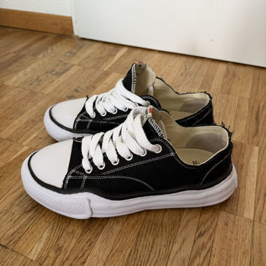 Neuf Miharas, taille 44