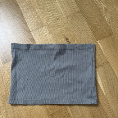 Trägerloses Top