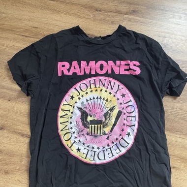 Ramones Pink Logo Shirt