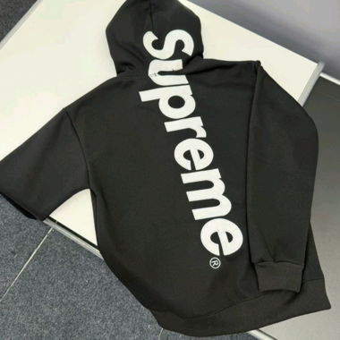 Felpa Supreme nera