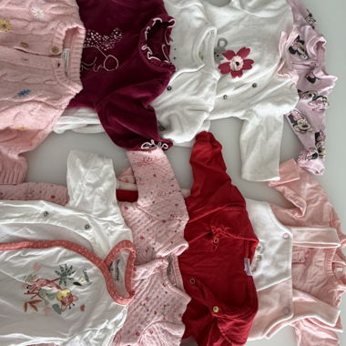 Baby girl bodysuit set