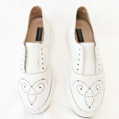 Sneakers bianche in pelle traforata taglia 36,5