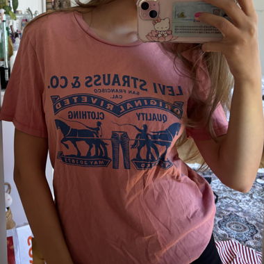 T-shirt grafica Levi's