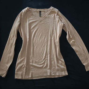 Hellrosa V-Ausschnitt Pullover