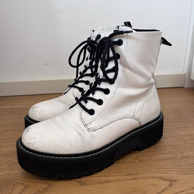 White lace-up ankle boots
