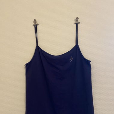 dunkelblaues tanktop mit strasssteinen 