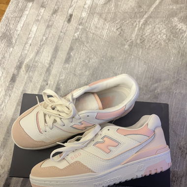 New balance 550 pink