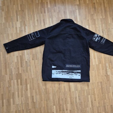 Veste noire streetwear de Zara